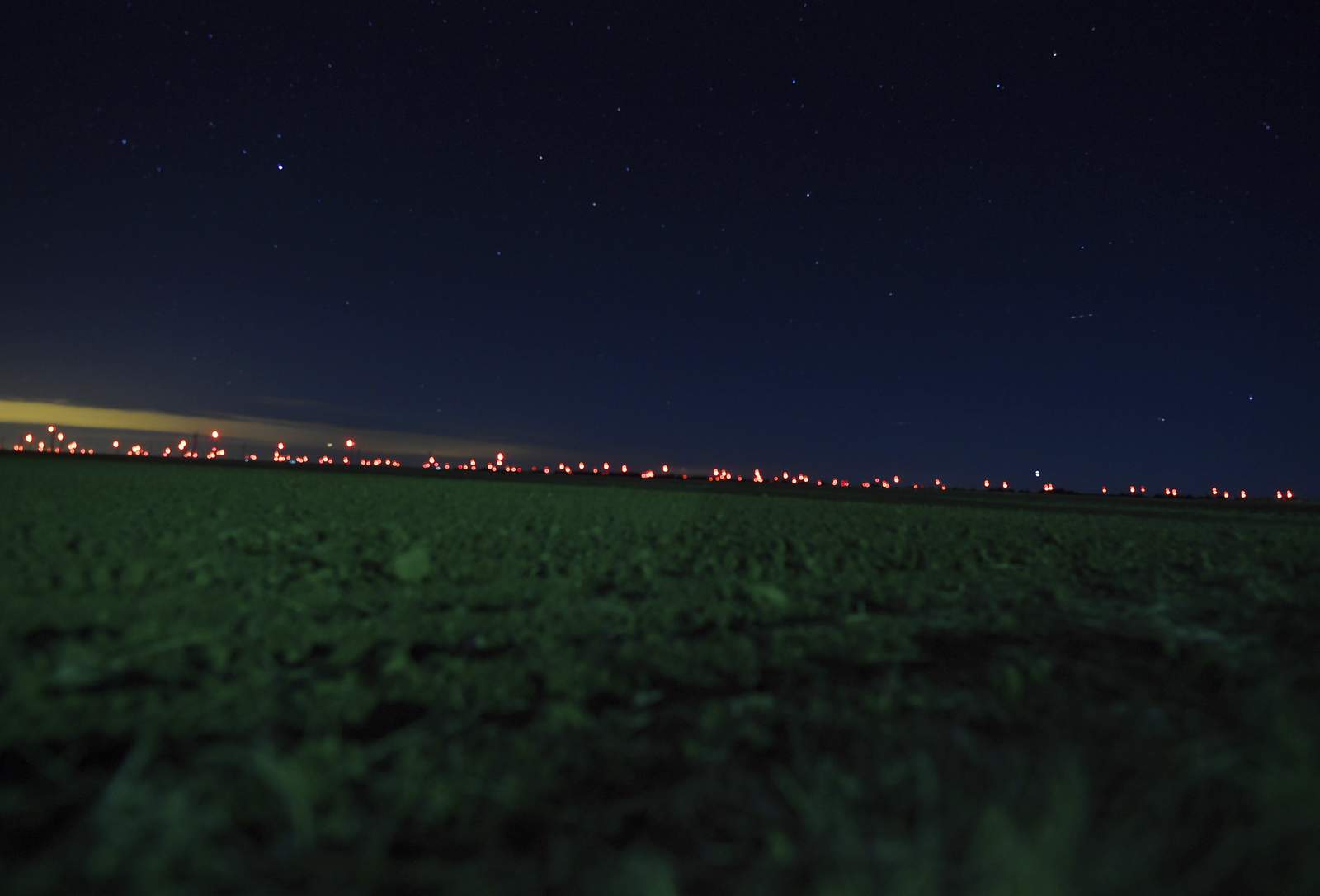 Persisten teorías sobre drones misteriosos vistos en la región rural