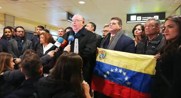 Antonio Ecarri confirma que Josep Borrell le manifestó su apoyo a Guaidó (VIDEO)