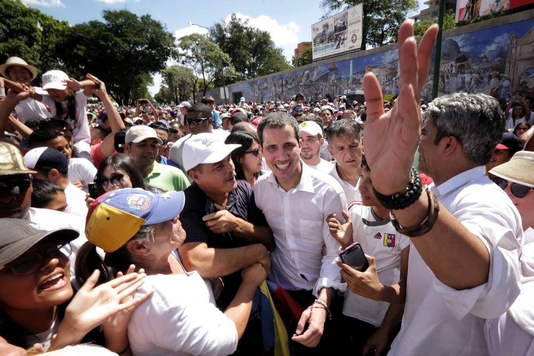 EN VIDEO: Presidente (E) Juan Guaidó recorre Barquisimeto para incentivar la marcha del próximo #10Mar