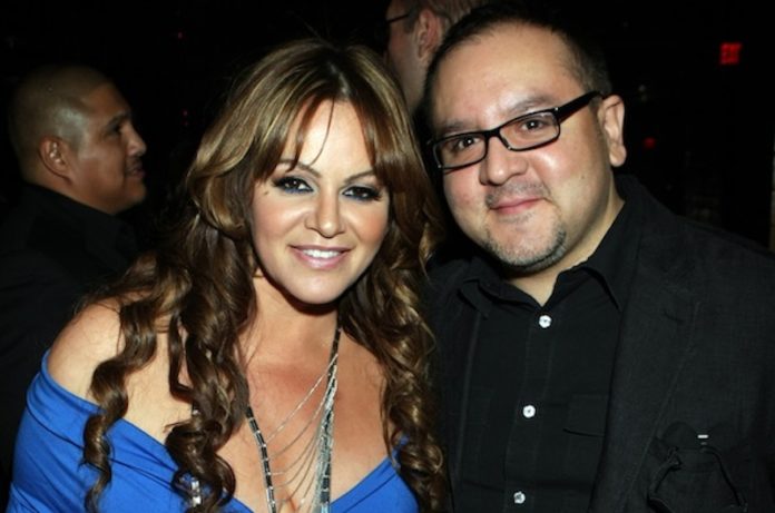 Murió manager de Jenni Rivera y deja estela de misterios sobre relación de la cantante con el FBI