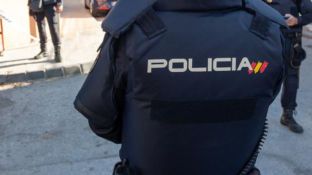 Muere un hombre acuchillado por su hermano en plena calle