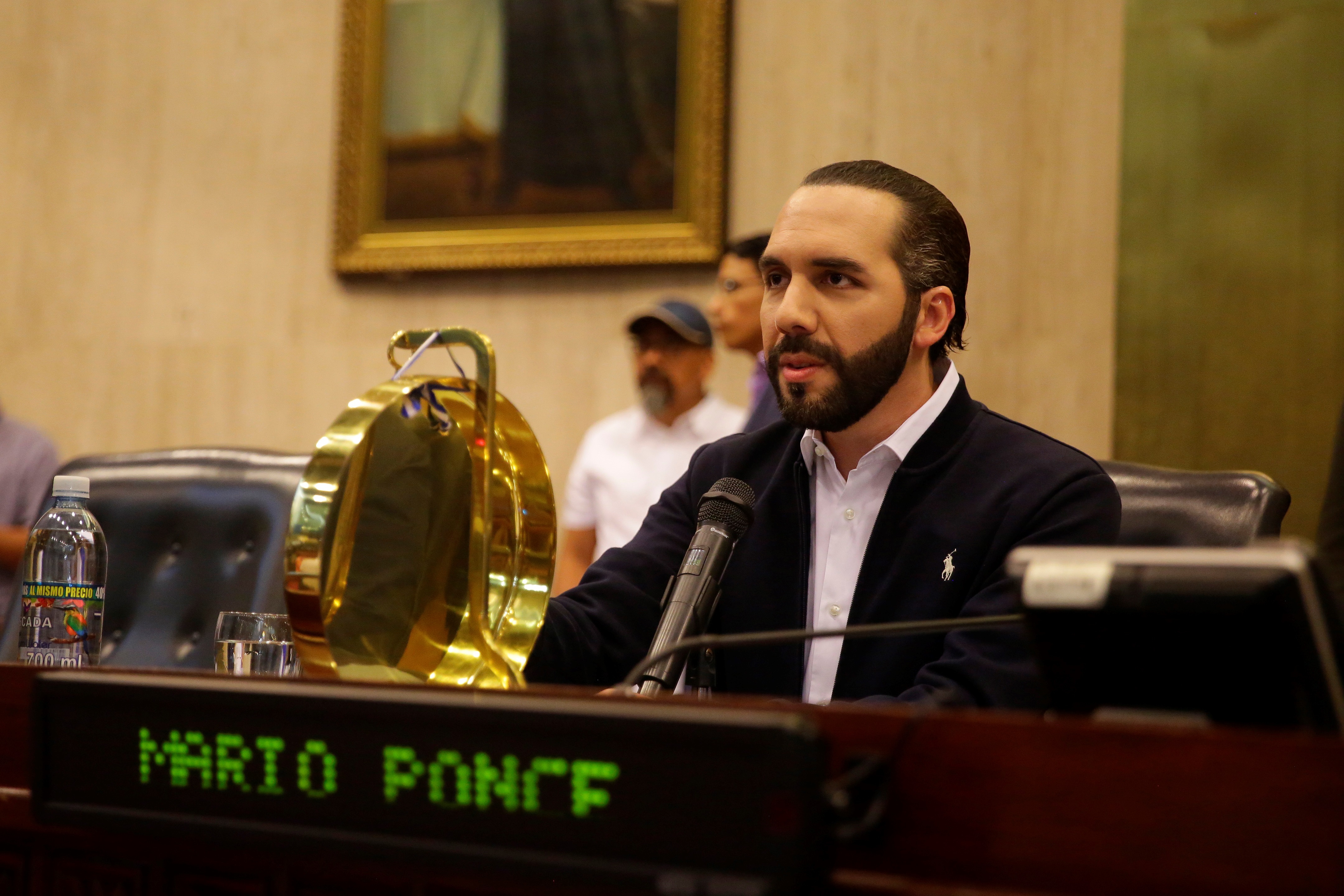 Congreso de El Salvador, afín a Bukele, destituyó algunos jueces de la Corte Suprema