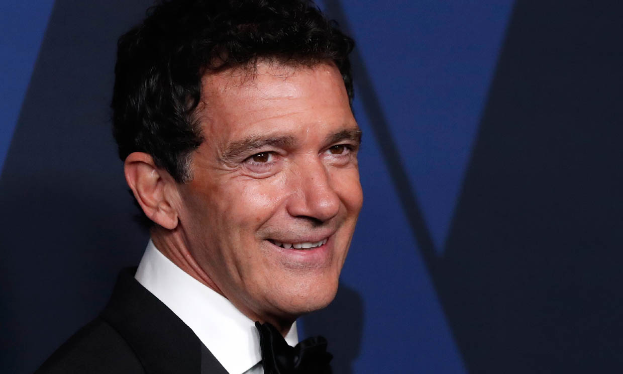 ¿Un ojo e’ la cara? El precio que tuvo que pagar Antonio Banderas para poder llevar a su familia a los Óscar