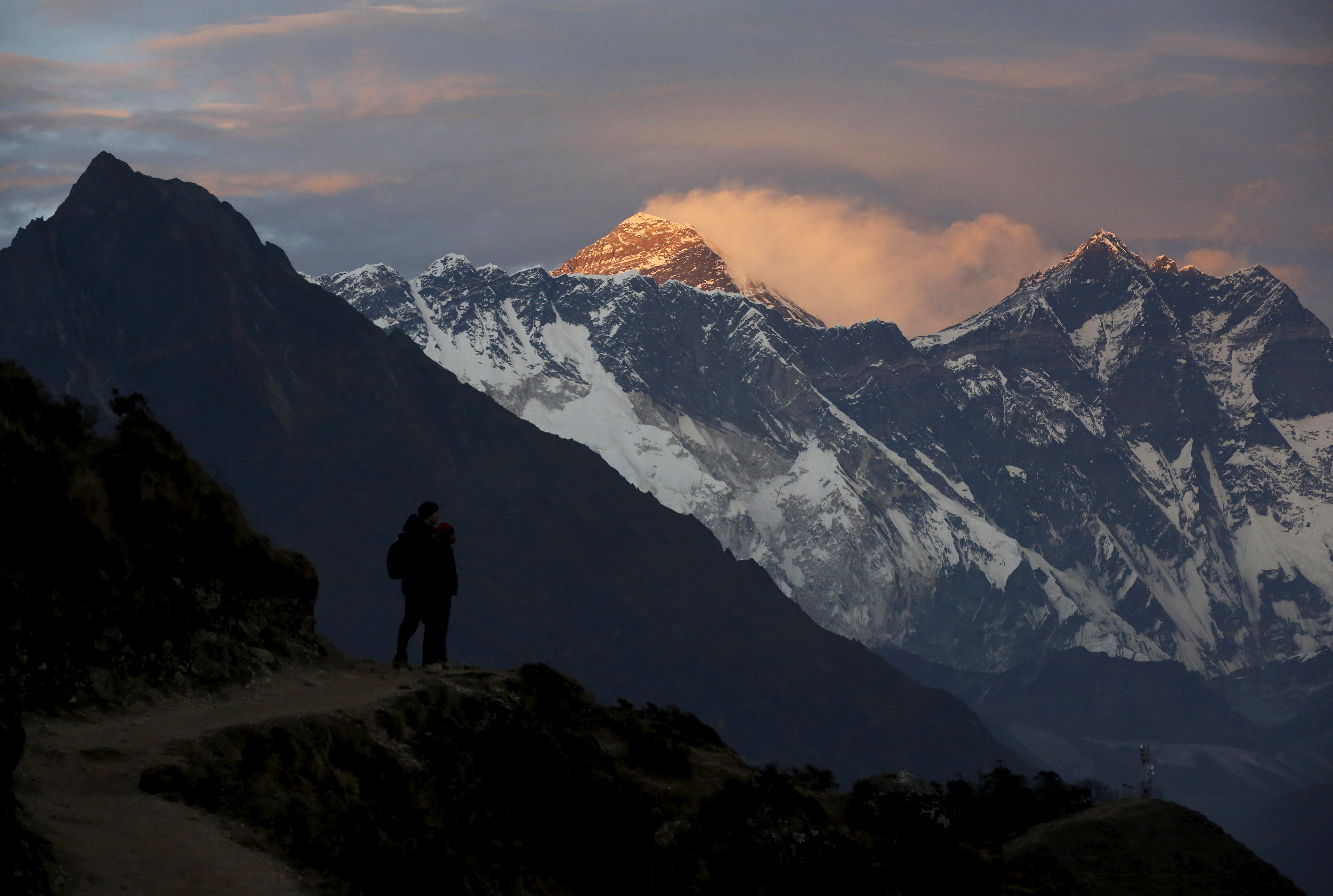 China cierra el acceso al Everest por el coronavirus