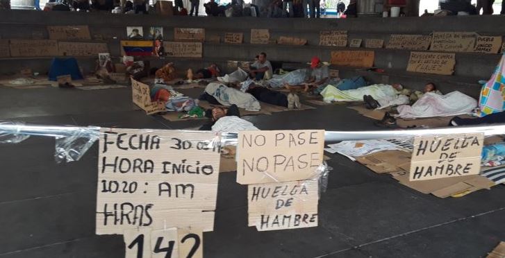 GNB planea desalojar a extrabajadores petroleros en la Plaza de La Moneda por el COVID-19 (Video)