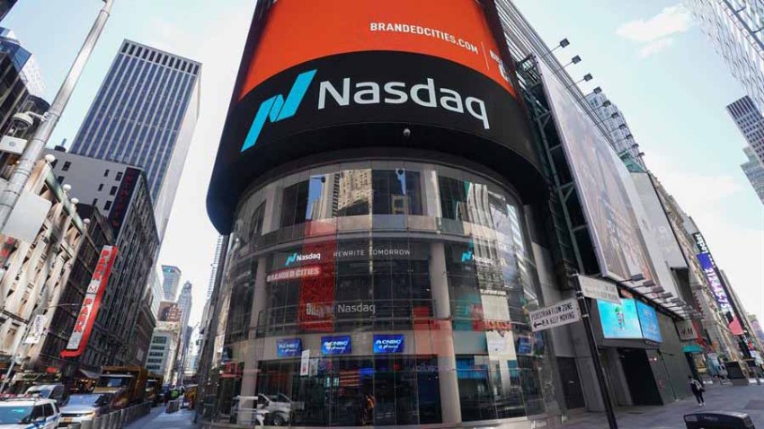 Wall Street cierra en alza con el Nasdaq en nuevo récord
