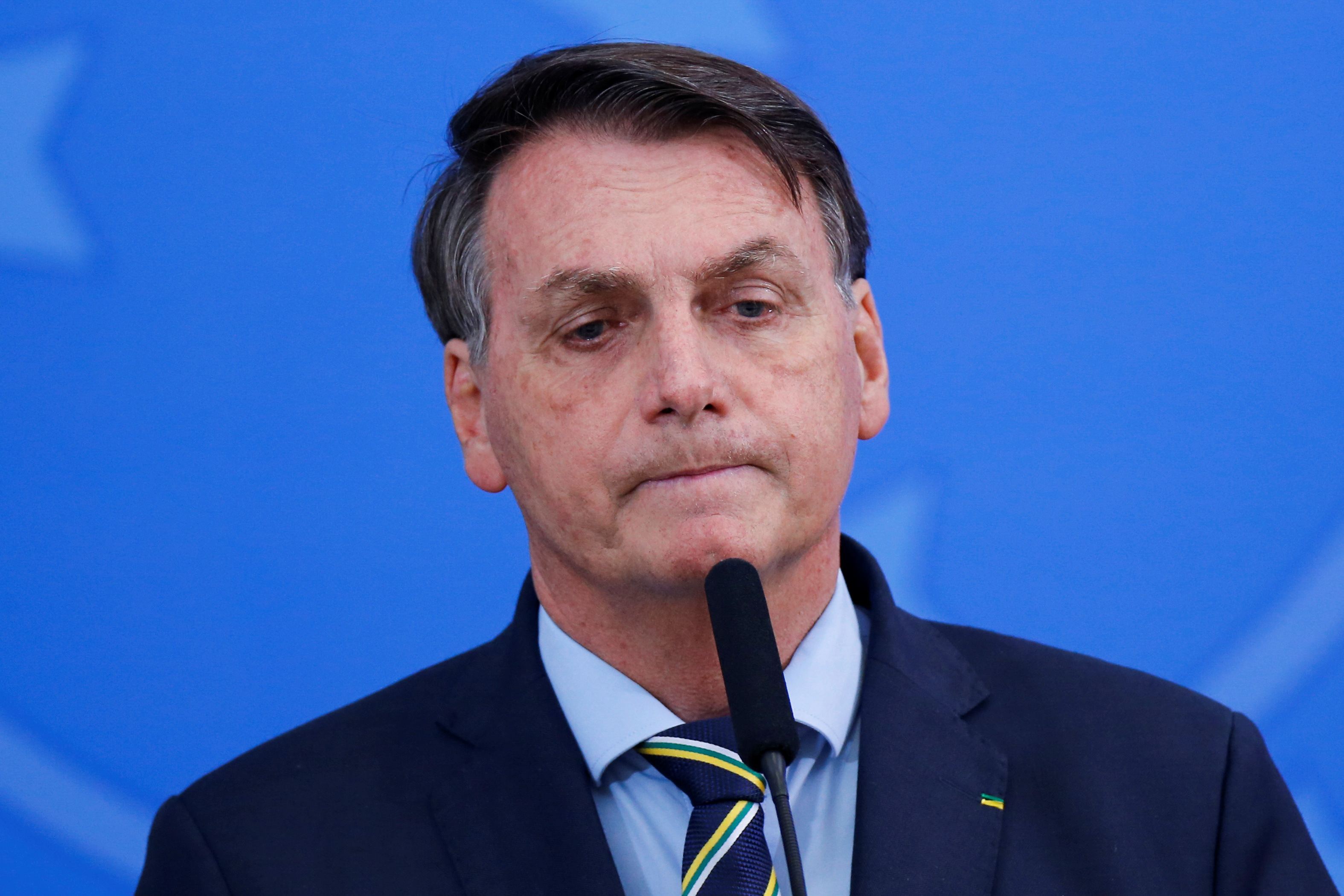 Bolsonaro baja el tono y entabla diálogo con los gobernadores y el Parlamento