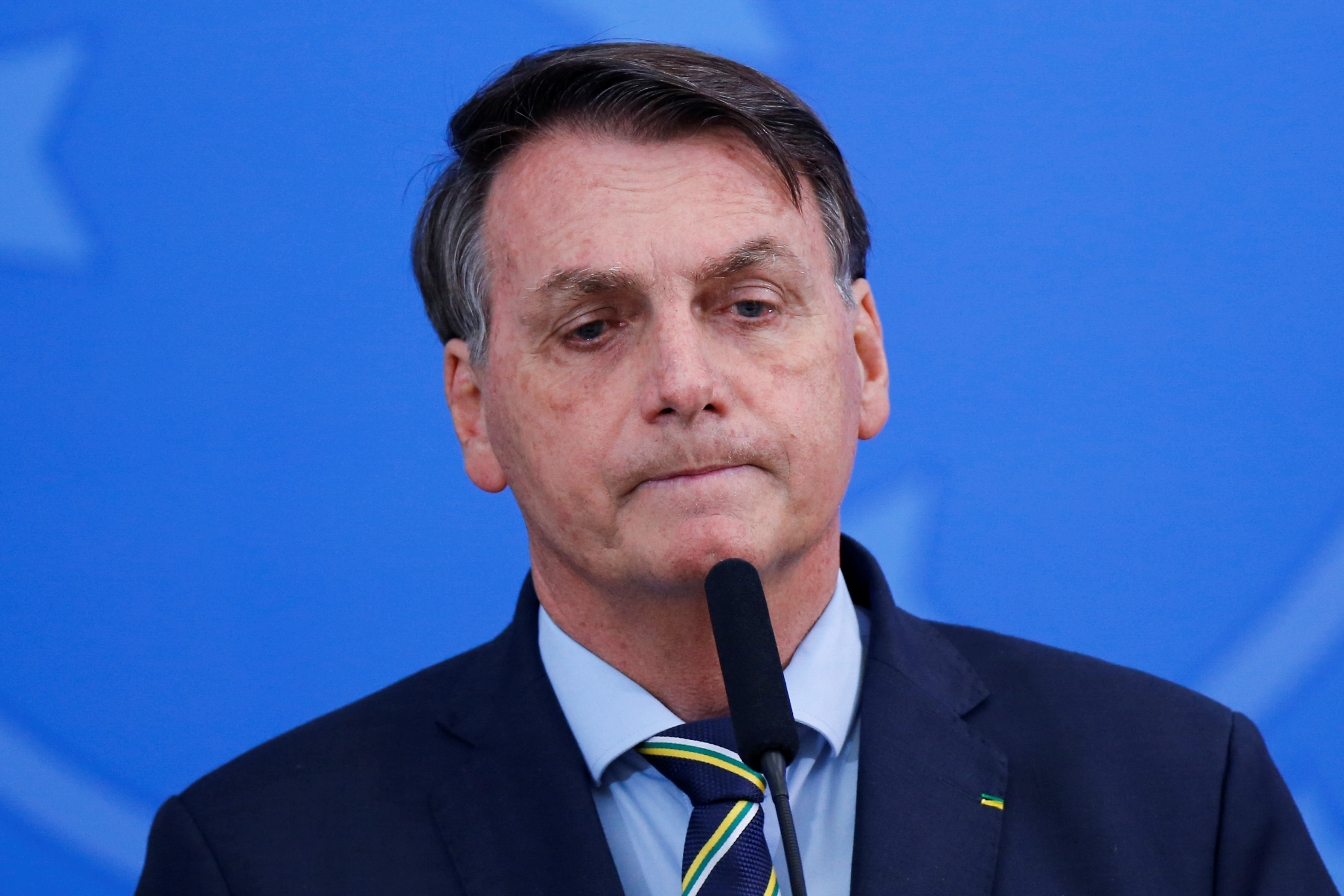 Bolsonaro defiende la reapertura del comercio y las fronteras: Es un riesgo que corro