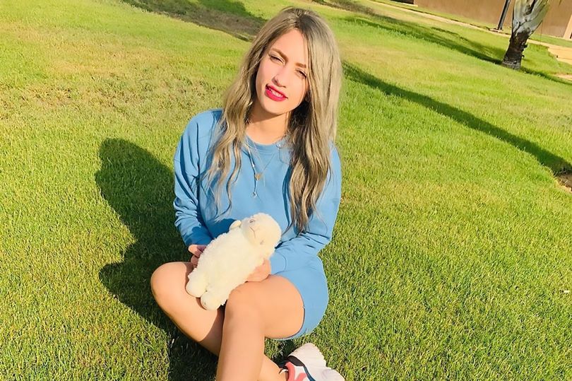 Revuelo mundial tras arresto en Egipto de famosa estrella del TikTok por promover el “libertinaje”