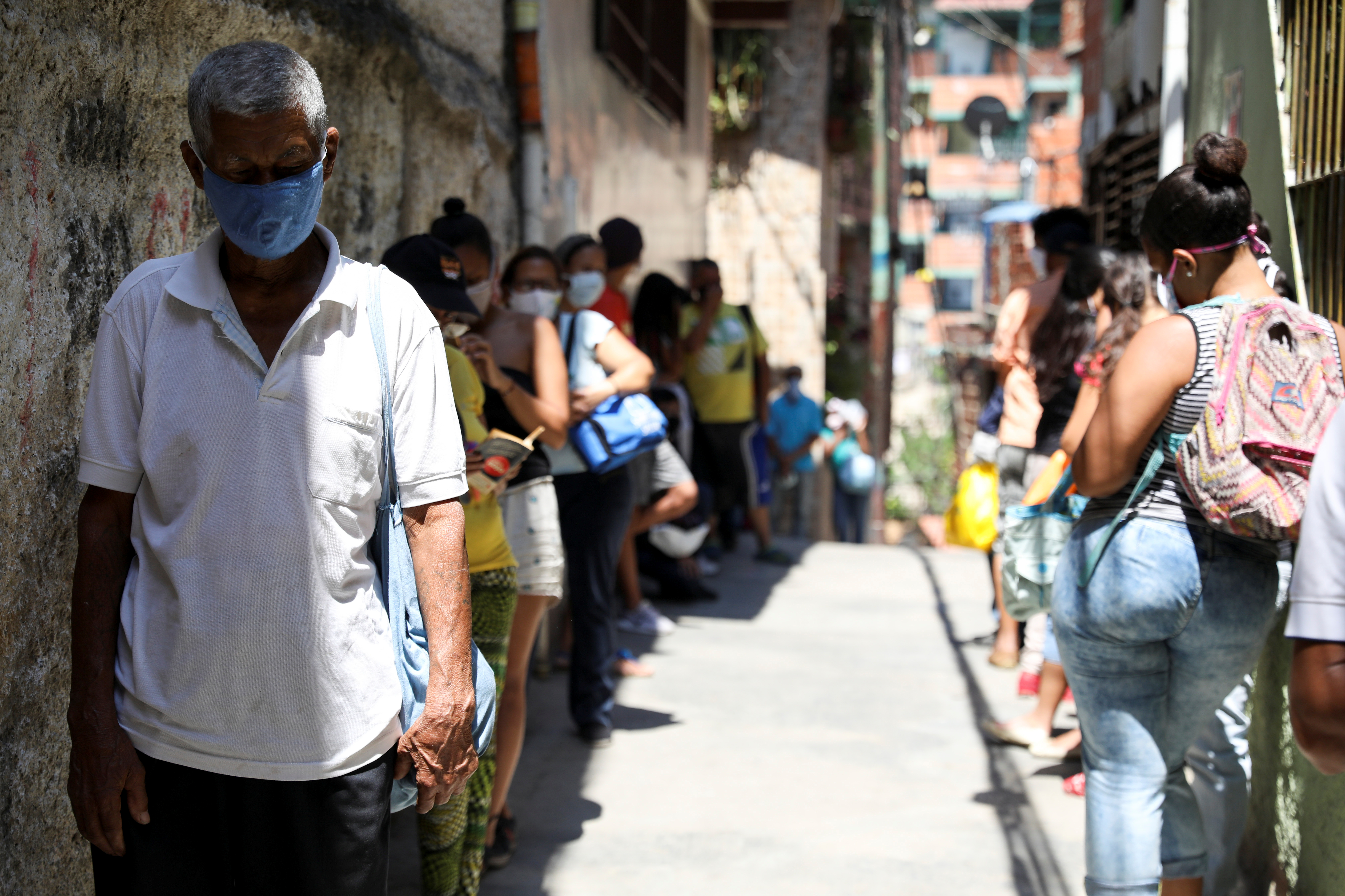 Delcy Eloína informa sobre 37 nuevos casos de coronavirus en Venezuela para un total de 541