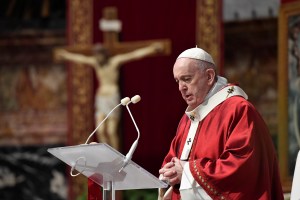 La oración del papa Francisco para la paz en Ucrania: “Perdónanos la guerra, Señor, detén la mano de Caín”