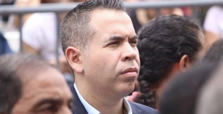 Diputado Mendoza denuncia muerte de embarazada tras negársele gasolina para ser trasladada al hospital