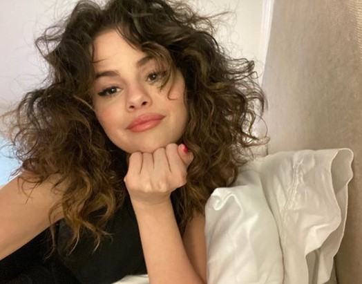 Con un cortito y ajustado short: Con estas fotos Selena Gomez se robó la atención de muchos 