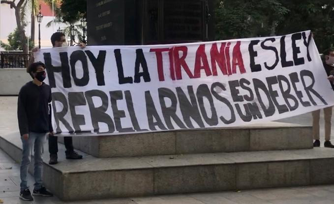 El Movimiento Estudiantil Venezolano tomó la Plaza Bolívar de Caracas