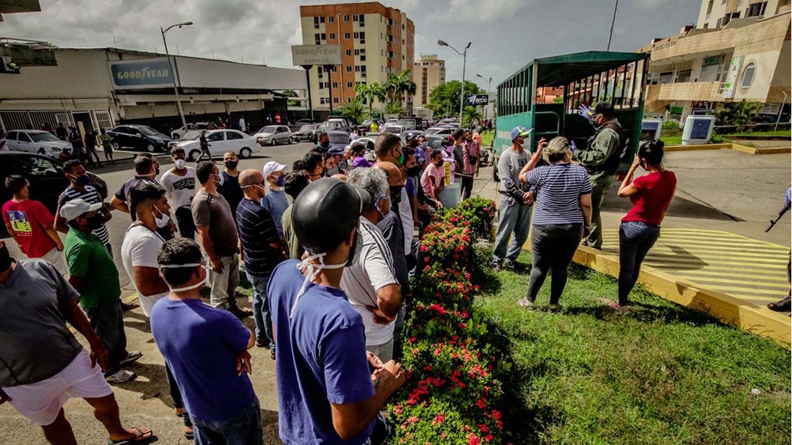 Nuevas restricciones de la Zodi Bolívar agigantan caos por falta de combustible