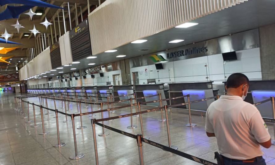 Chavismo adaptó el aeropuerto en Maiquetía a la “nueva normalidad” (Fotos)