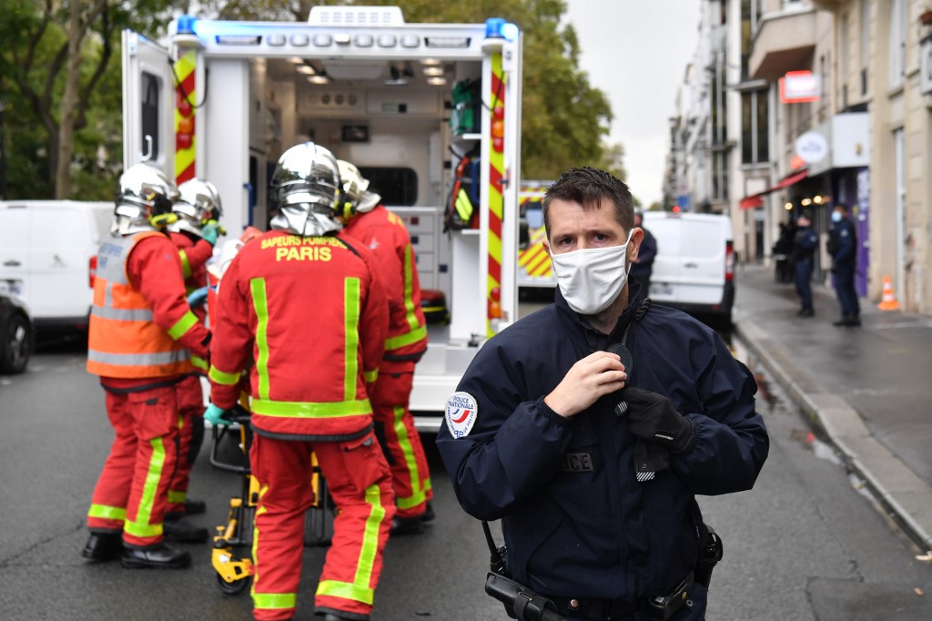 FOTOS: Así se encuentran los alrededores de antigua sede de revista Charlie Hebdo tras nuevo ataque