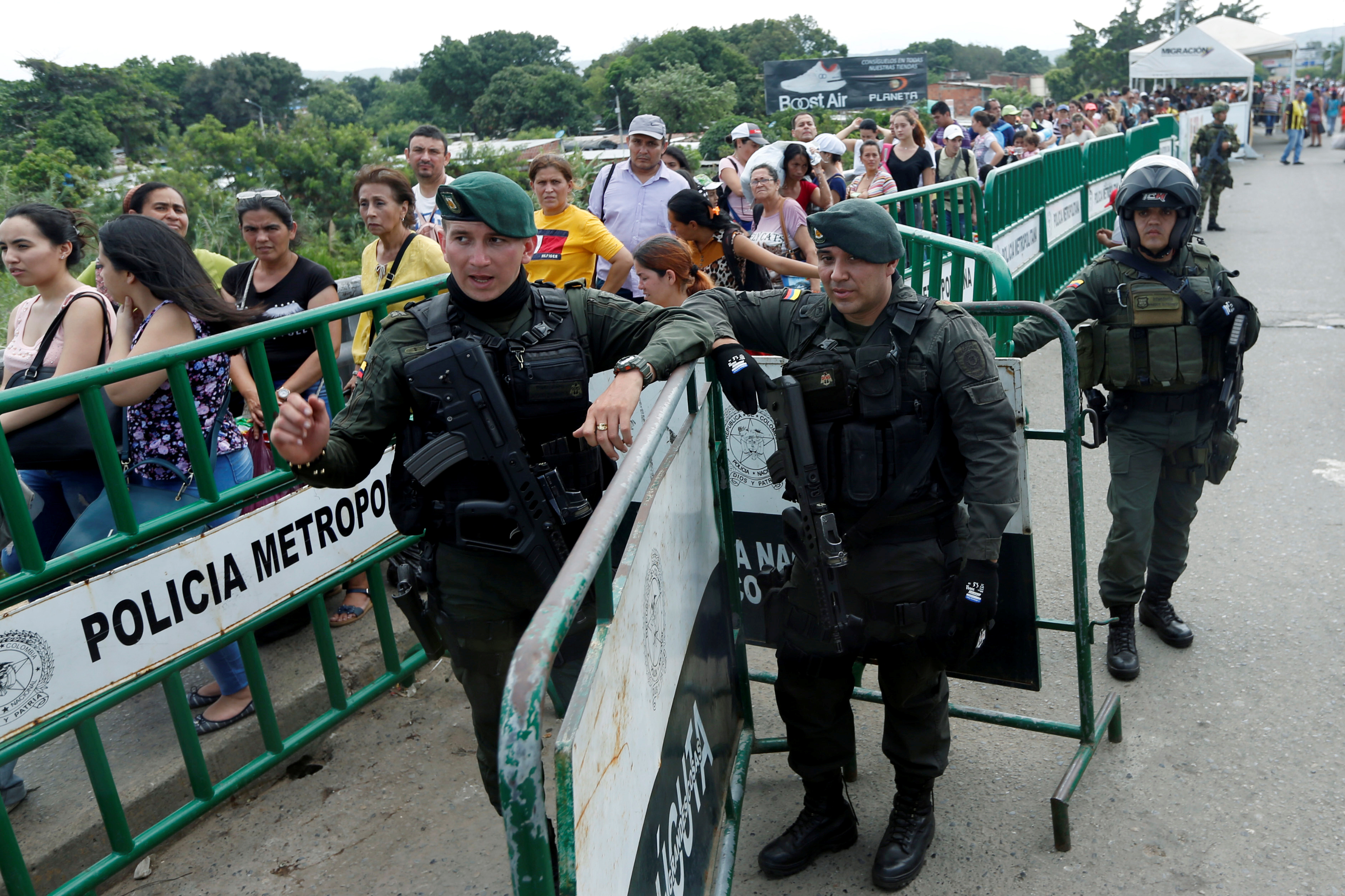 Colombia mantendrá el cierre de sus fronteras terrestres, marítimas y fluviales en octubre