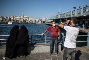 La rebuscada multa que imponen en Turquía a los que no usan la mascarilla