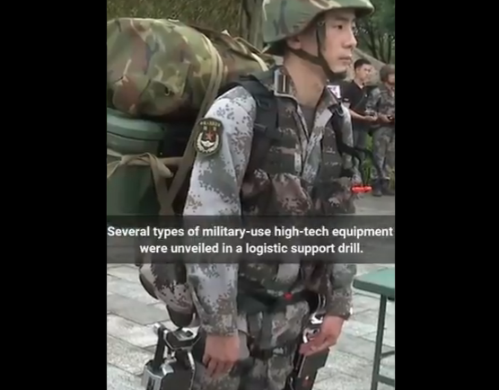 China ostenta sus nuevos soldados robots en medio de tensiones con India (VIDEO)