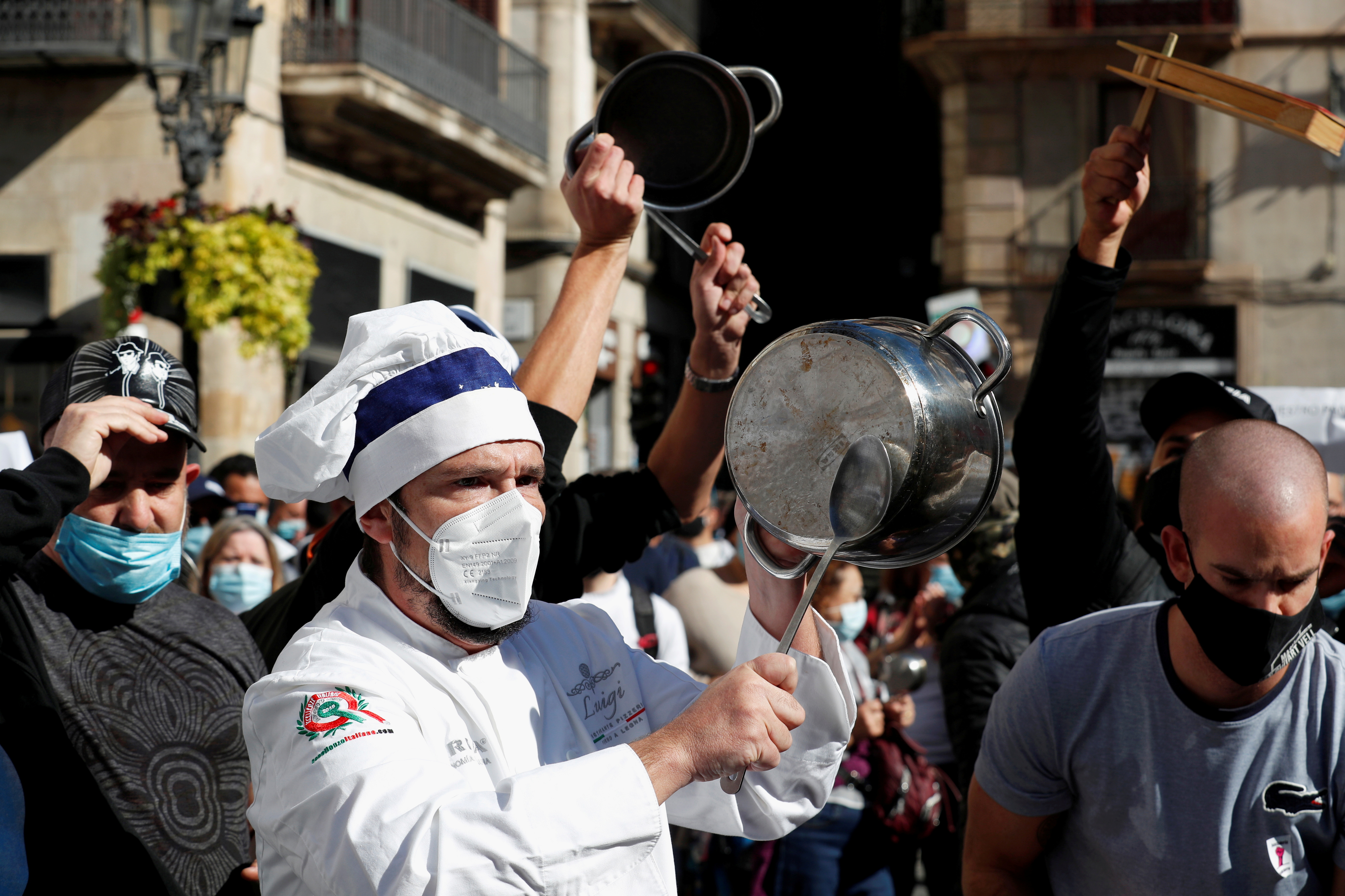 Cataluña recorta el alquiler de bares y restaurantes para ayudarlos frente a la pandemia