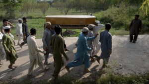 Un profesor mata a tiros a otro tras discutir sobre temas religiosos en Pakistán
