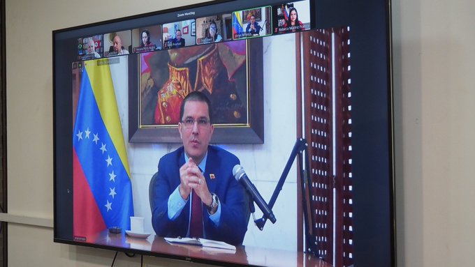 ¡Ah, ok! Arreaza se creó una guerra ficticia y dice que Venezuela es atacada con otro tipo de “bombas”