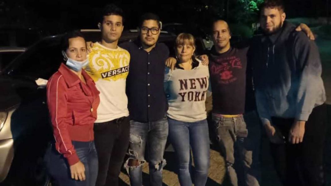 Liberados los jóvenes Elías Rodríguez y Yeferson Sarcos, quienes fueron detenidos junto a Roland Carreño