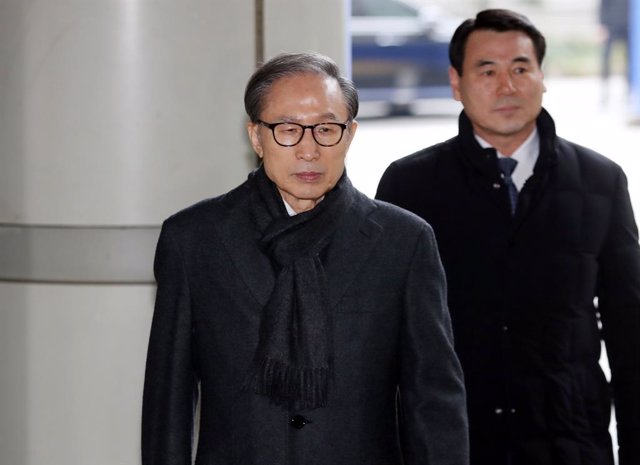Ratifican 17 años de cárcel para el expresidente de Corea del Sur Lee Myung-bak