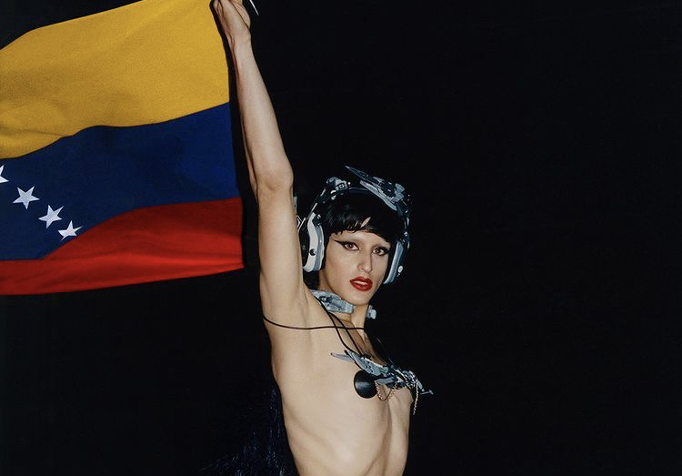 La venezolana Arca hace historia al ser nominada en los Grammy Awards 2021