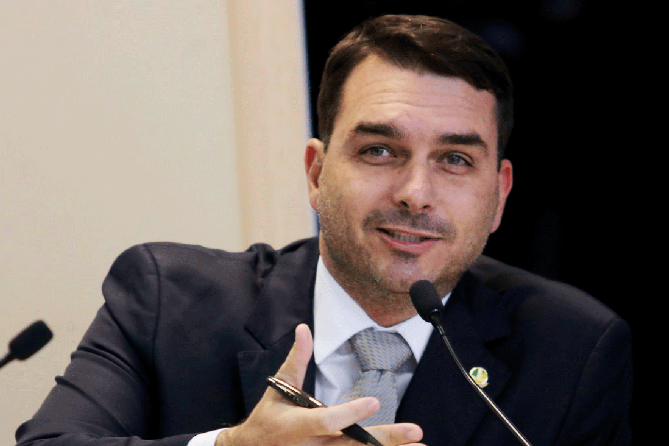 Disuelven grupo especializado que investigaba al senador brasilero Flavio Bolsonaro