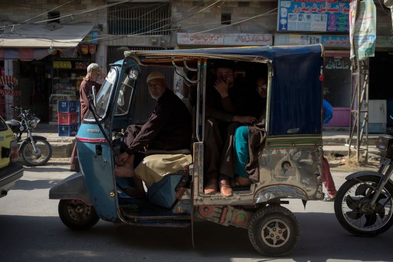 Boda terminó en tragedia tras un accidente que dejó 22 muertos en Pakistán