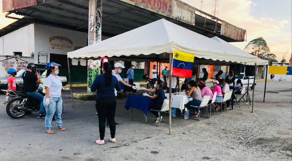 Merideños madrugaron para alzar su voz en respaldo a la Consulta Popular #12Dic (FOTOS)