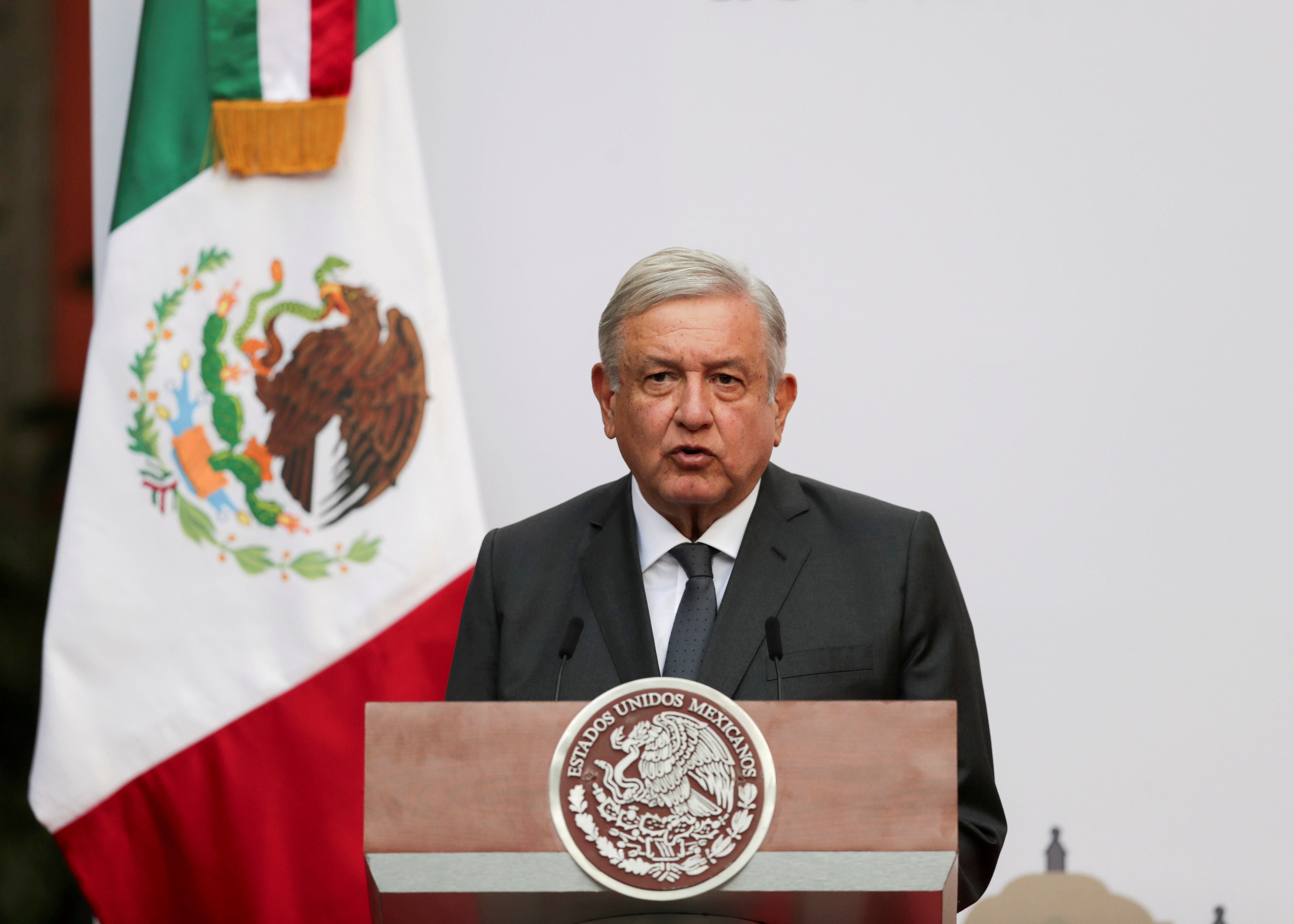 López Obrador “está bien” y seguirá aislado esta semana, afirma el Gobierno mexicano