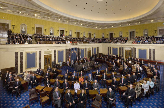 Partidarios violentos de Trump fueron desalojados del Capitolio en Washington