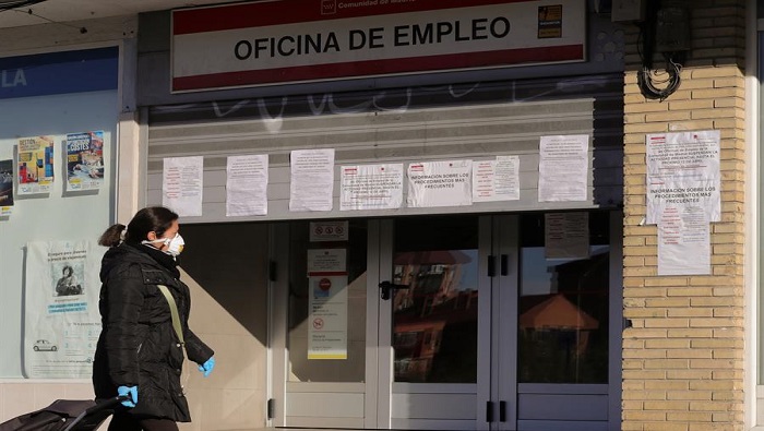 España se acerca al riesgo de una crisis financiera