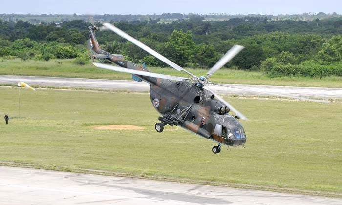 Mueren cinco personas al estrellarse un helicóptero en el este de Cuba