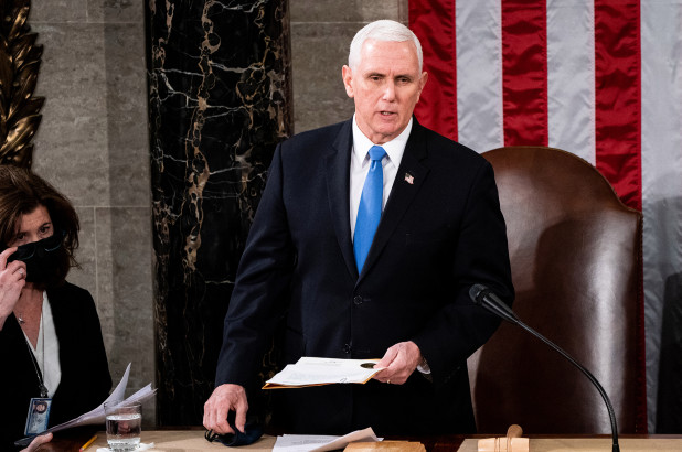 Servicio Secreto de EEUU investiga amenazas de muerte contra Mike Pence