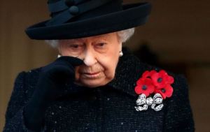 Isabel II siente un “gran vacío” por la muerte del príncipe Felipe, según su hijo Andrés