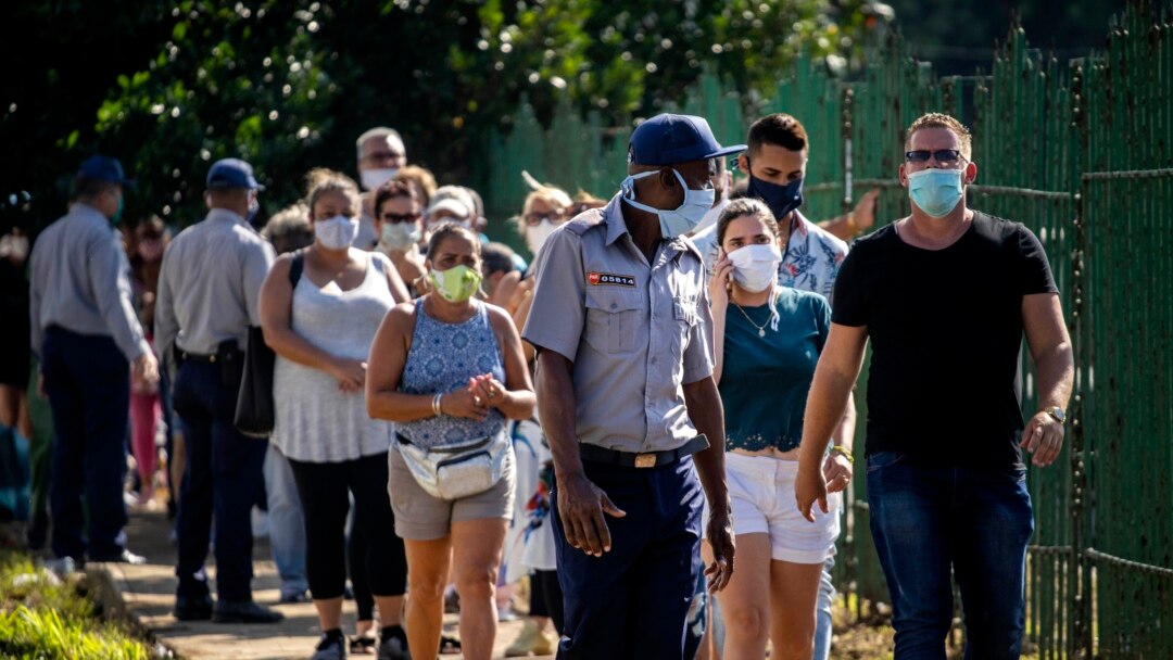 Cuba suma otros 838 positivos de coronavirus y acumula más de 45.000 casos