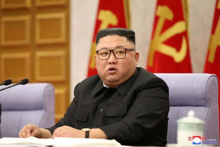 El régimen de Kim Jong Un envió a tres adolescentes a campos de reeducación por escuchar K-pop, la música de Corea del Sur