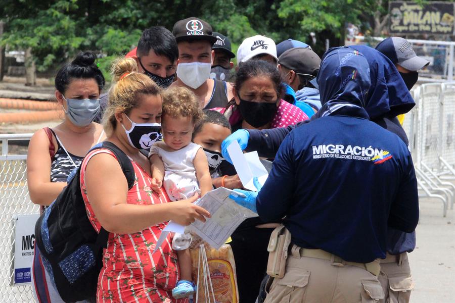 Migración Colombia estableció sistema de pico y cédula para ingreso de venezolanos
