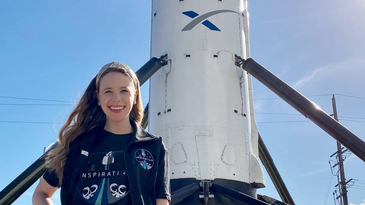 La estadounidense más joven que visita el espacio es además sobreviviente de cáncer