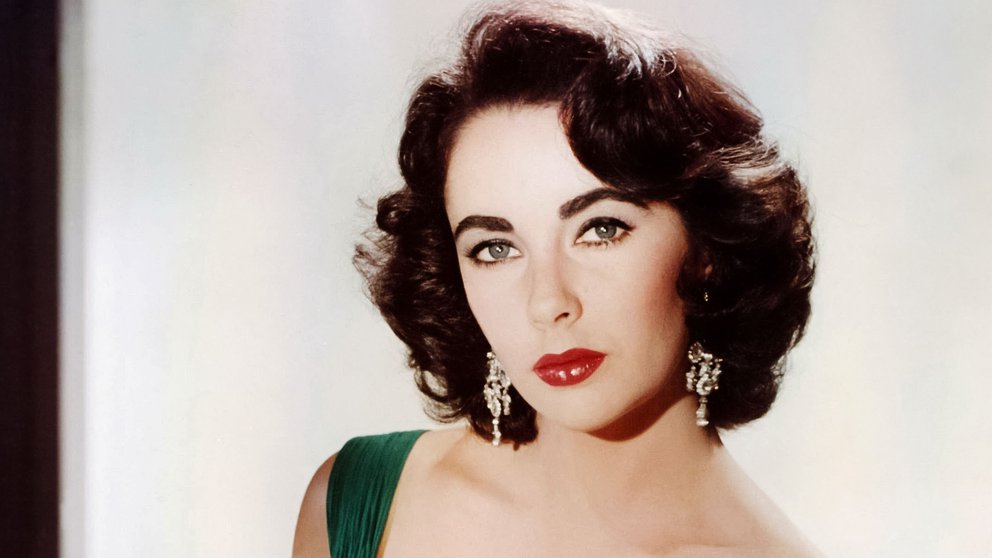 Elizabeth Taylor, la actriz mediática: 8 matrimonios, un amor explosivo y la delirante fuga con Michael Jackson y Brando