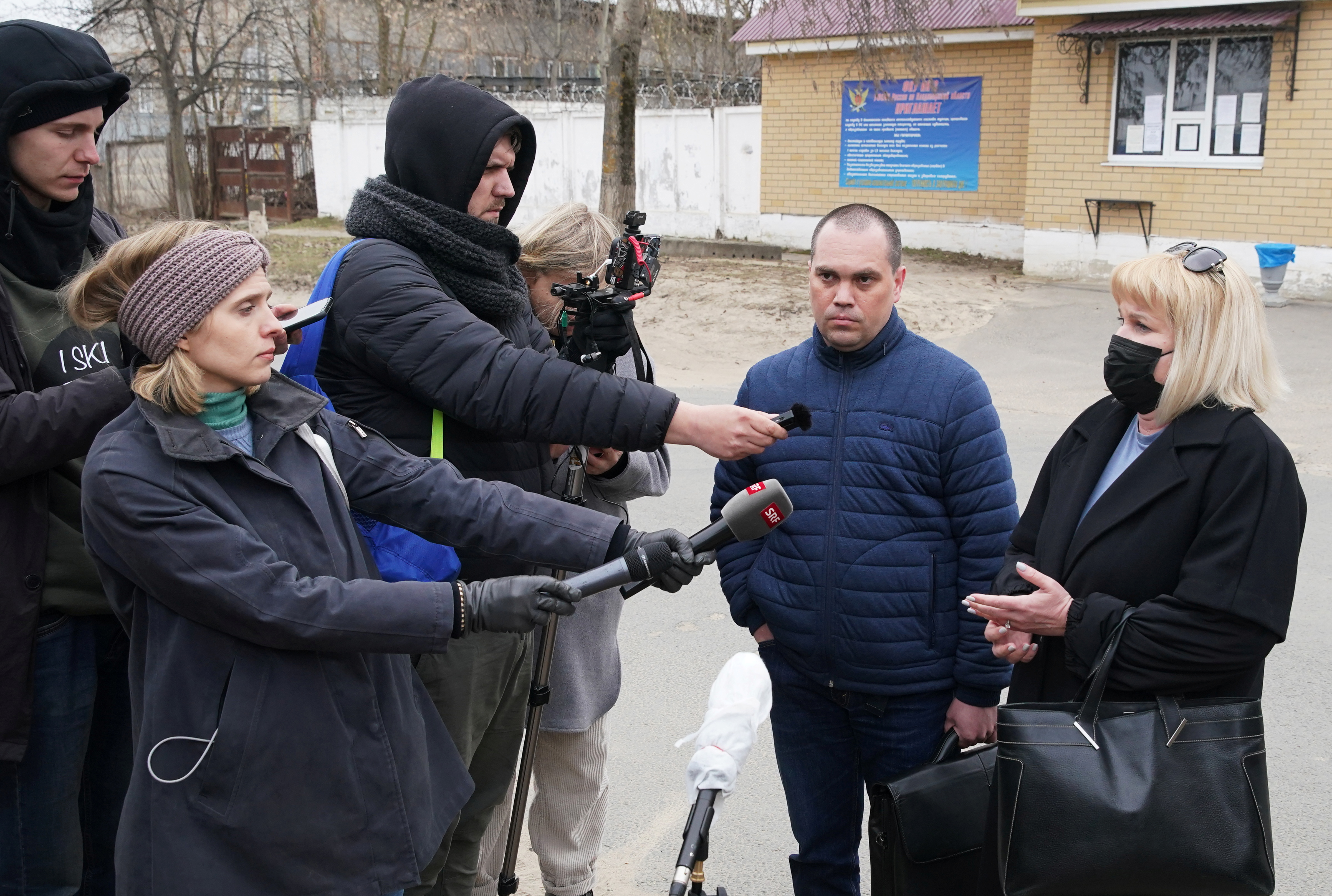 Navalny en huelga de hambre en la cárcel, está “muy débil” y no recibe asistencia, según su abogada