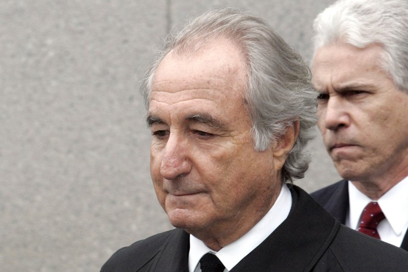 Muere en prisión Bernie Madoff, responsable de la estafa Ponzi más grande de la historia