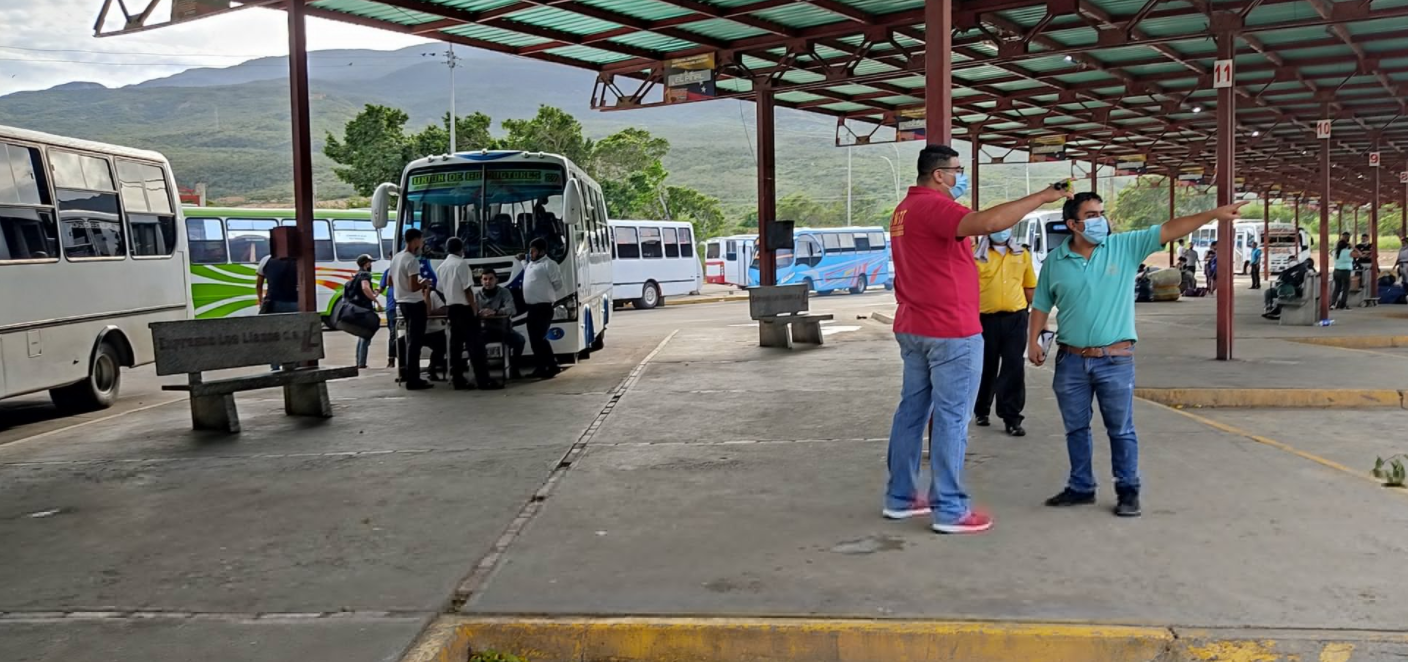 Terminal de pasajeros en San Antonio del Táchira presta servicio este #12Abr (fotos)