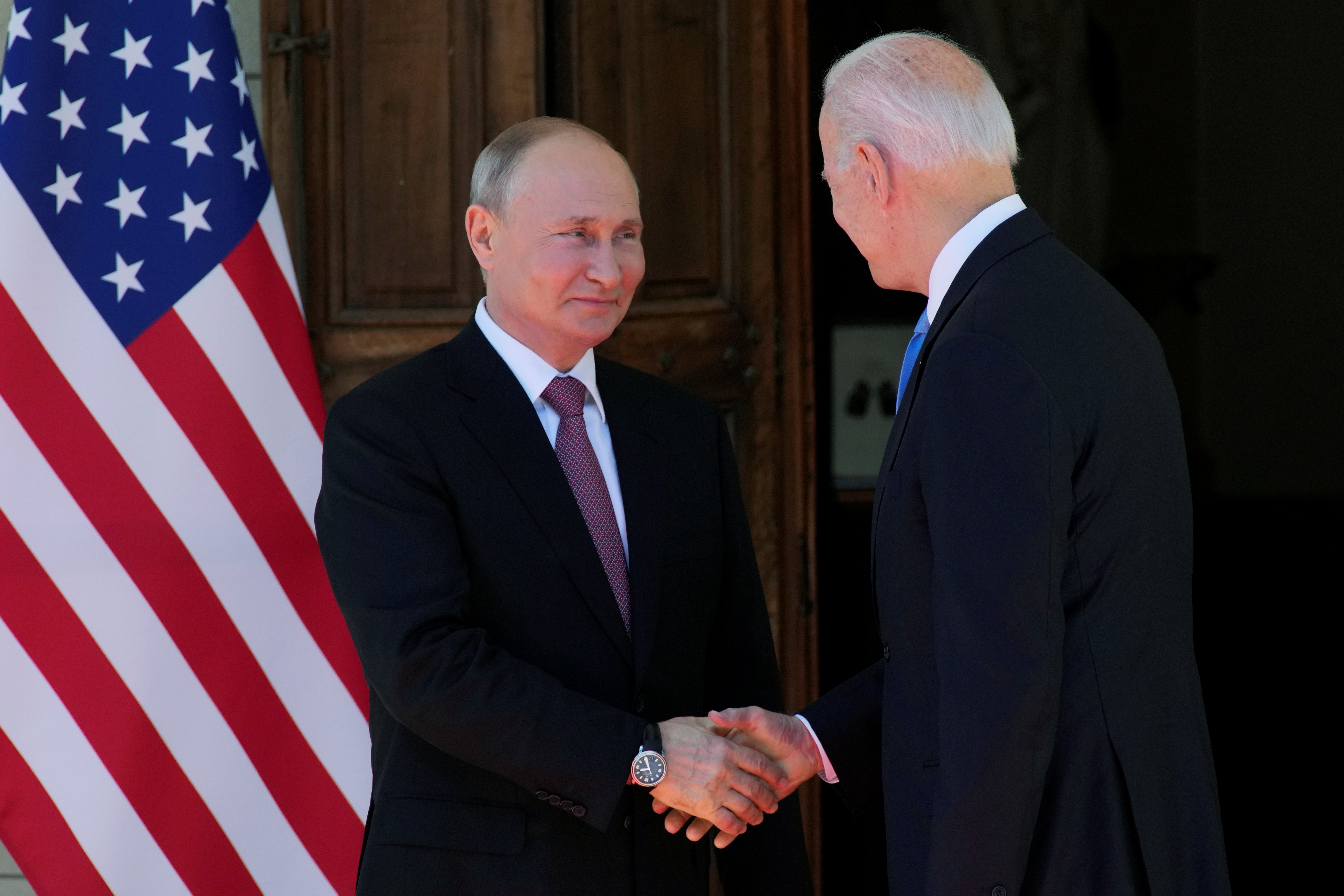 Putin le respondió a Biden que negociaciones nucleares en medio de la guerra son imposibles