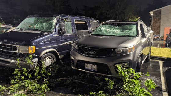 Al menos cinco personas resultaron heridas tras tornado que azotó Illinois