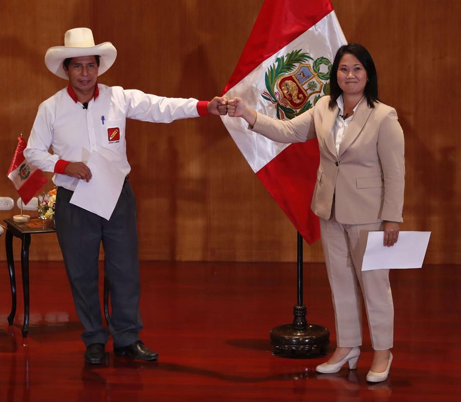 El dilema de Perú: Candidatos a la presidencia defenderán el modelo económico o lo reformarán